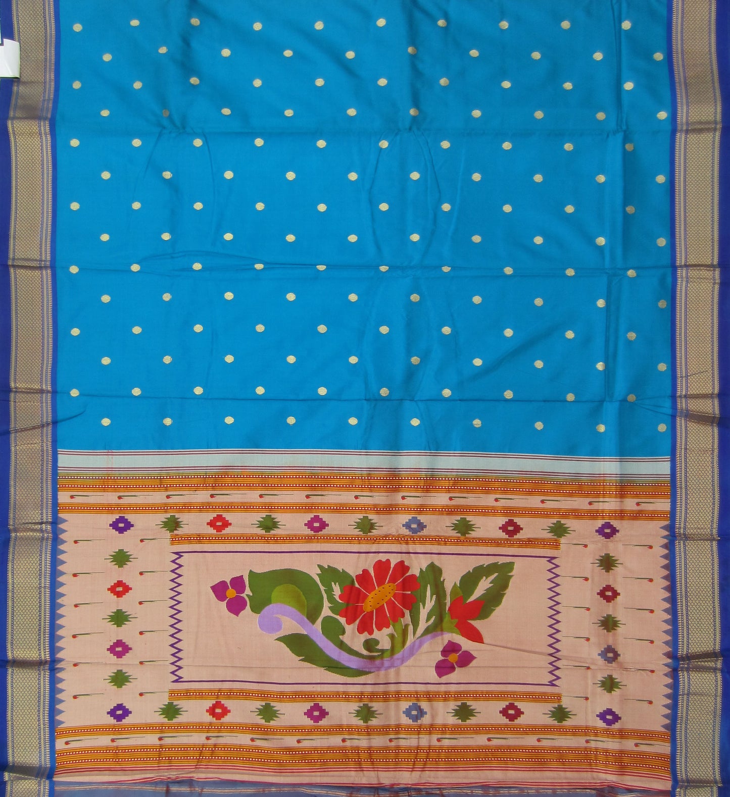 Women_saree2004